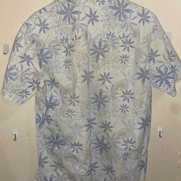 Men’s Medium Solitude Hawaiian Shirt - Picture 3 of 3